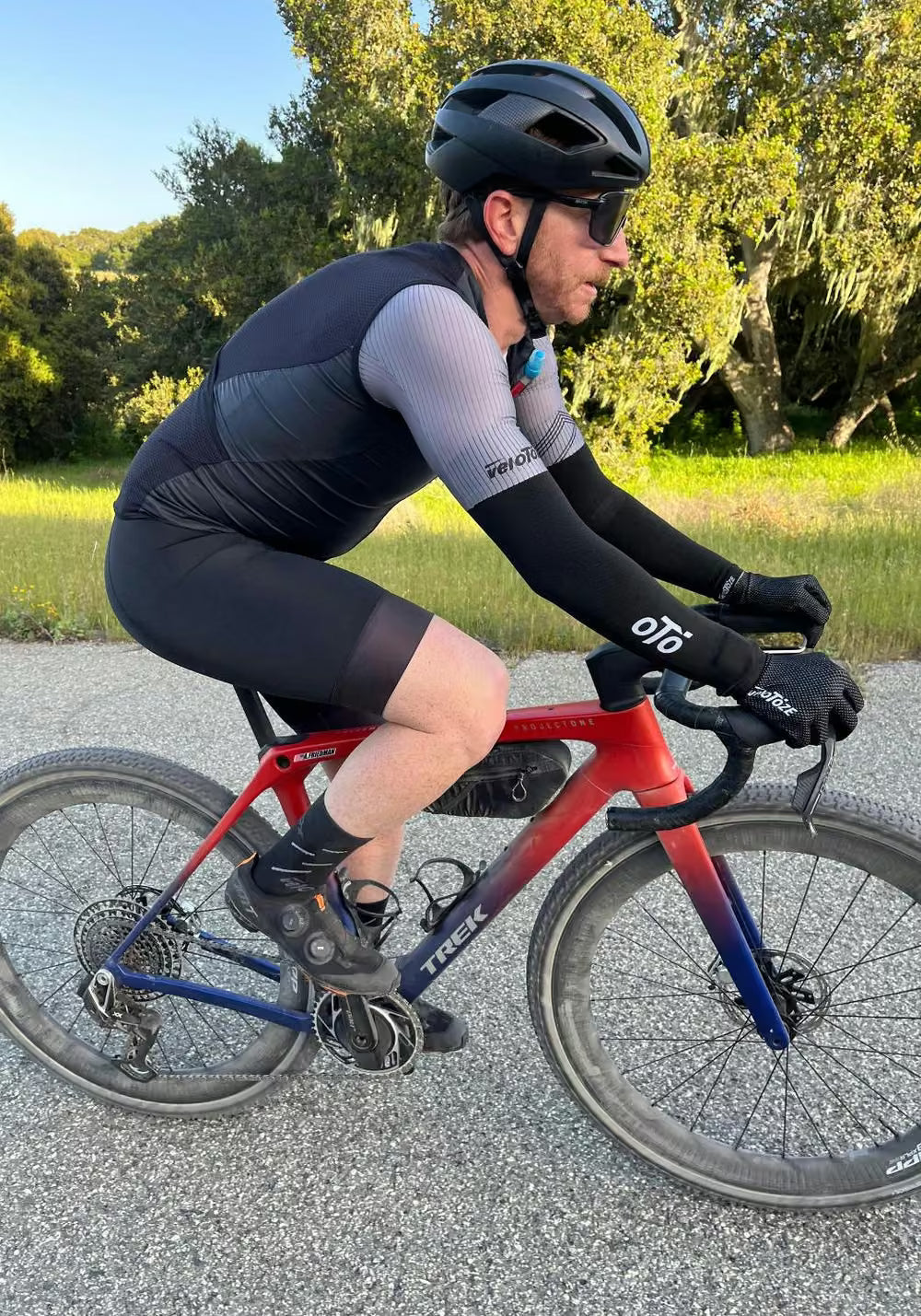 VeloToze Hydro Vest - Image 7