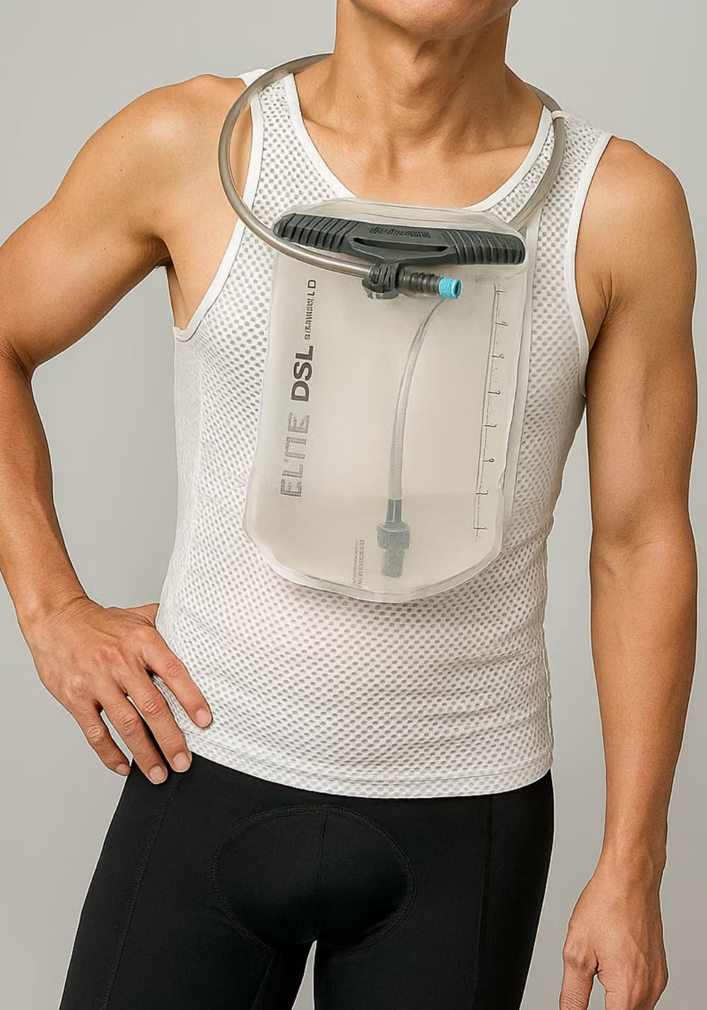 VeloToze Hydro Vest With Bladder - Image 7
