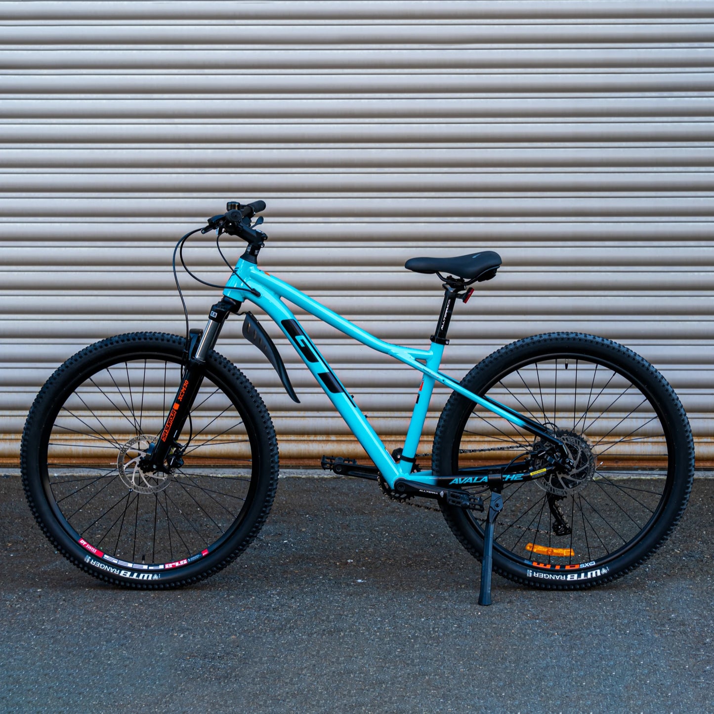 GT Avalanche Side View 2