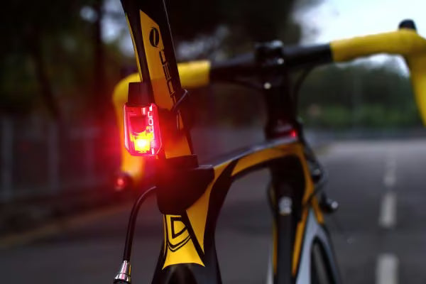 Moon Light Alcor Rear 15 Lumens - Image 2