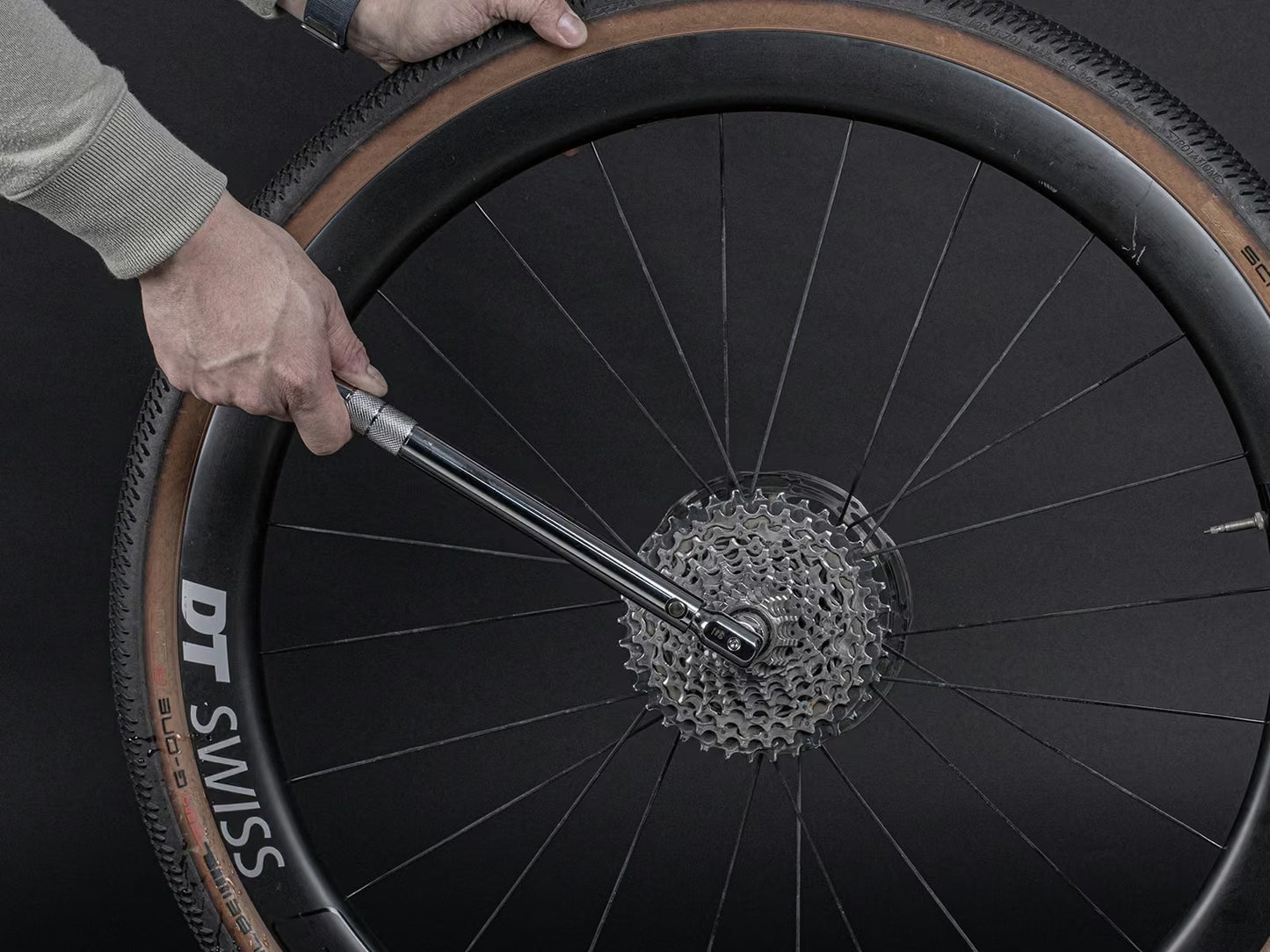 Topeak Torq Wrench 40Nm with Lockring Tool - Image 3