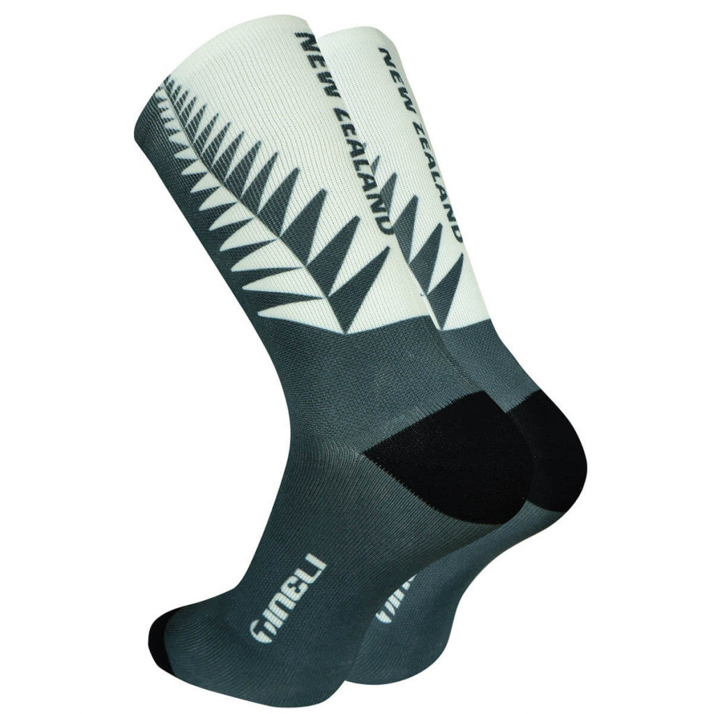 Tineli NZ Socks - unisex
