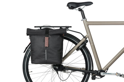 18356 Basil City bicycle shopper MIK studs black_8