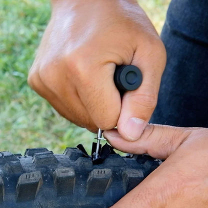 STAN'S INCREDIBLE DART TUBELESS REPAIR TOOL