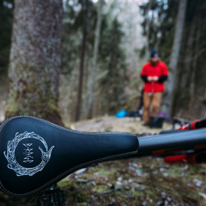 APOLLO SADDLE - B-RAGE EDITION