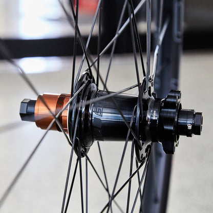 FLOW MK4 ON M-PULSE MTB WHEELS