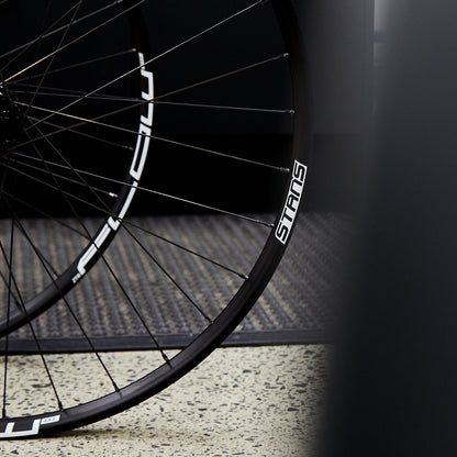 FLOW EX3 ON CHRIS KING MTB WHEELS