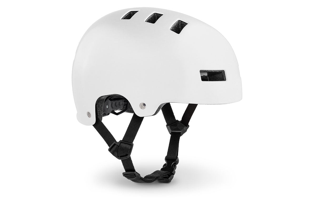 bluegrass-superbold-bmx-helmet-G06BI2