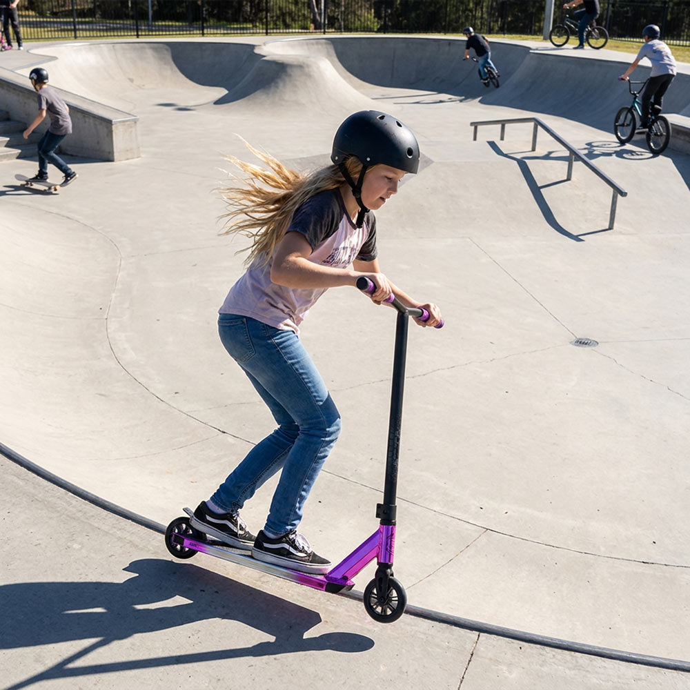 41477-Sullivan-Antic-Pro-Scooter-Pink-Lifestyle