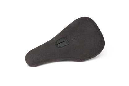 PIVOTAL_Seat_8