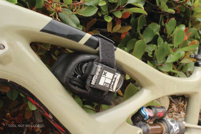 Payload_Pocket__Strap_Carry_2