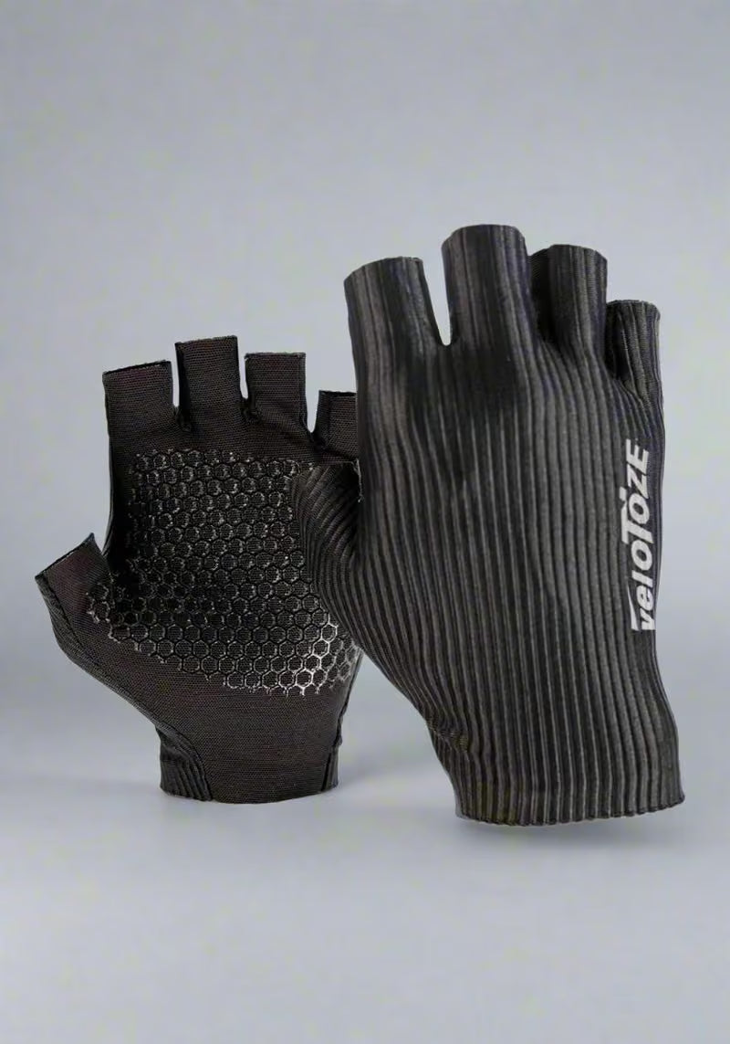 VeloToze Featherweight Aero Gloves - Image 1