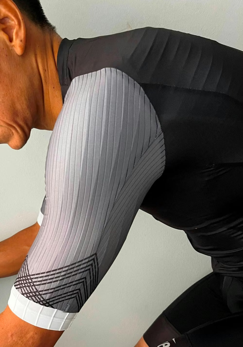 VeloToze AeroFlow Baselayer - Image 5