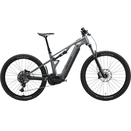 ETMO 400 PRO2026 Side On