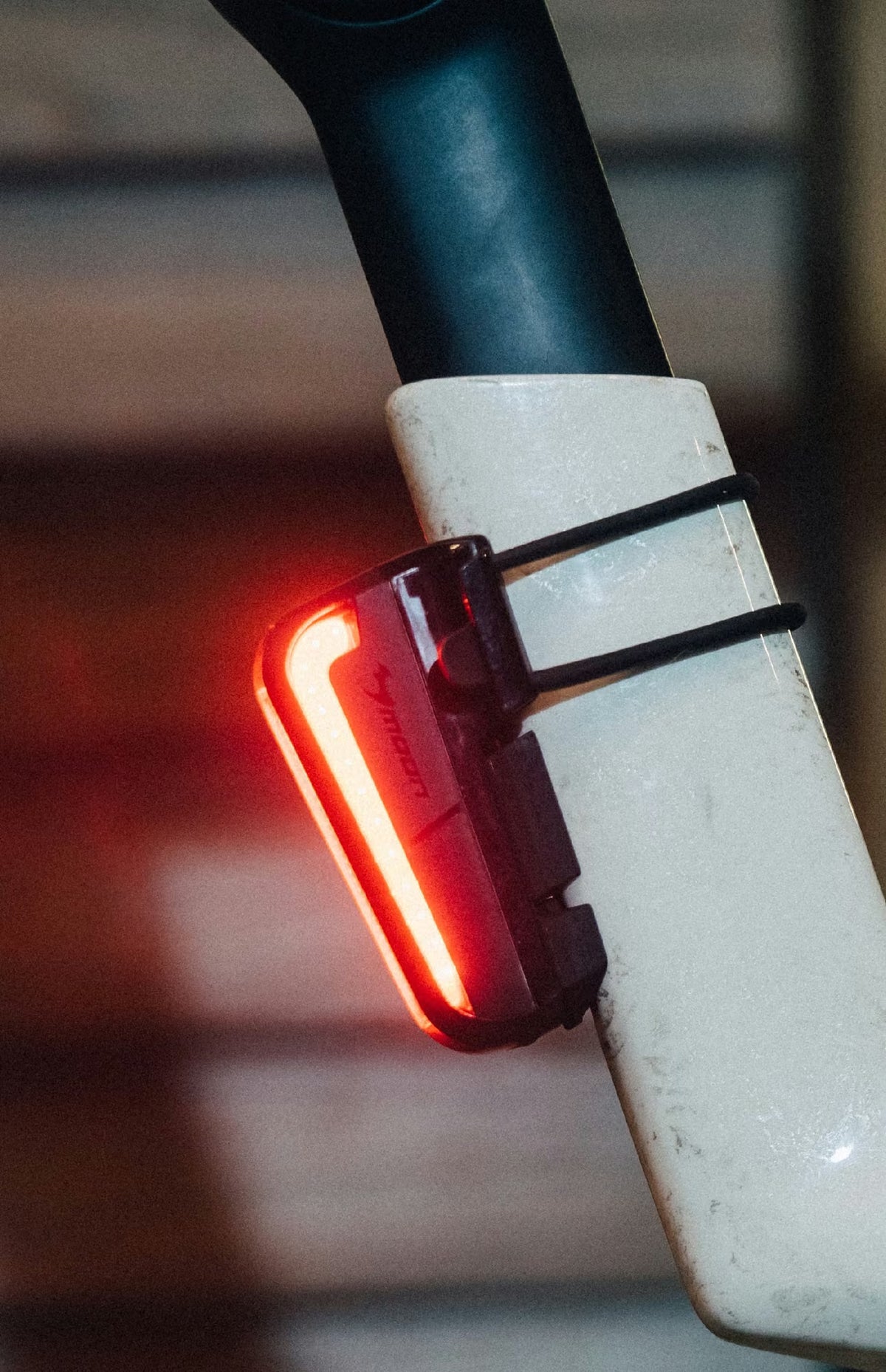 Moon Light Cerberus Sense Rear VLS 150 Lumen - Image 4