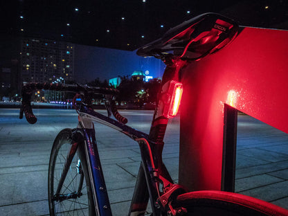 Topeak Light RedLite Rear Aero USB 55 Lumens - Image 5