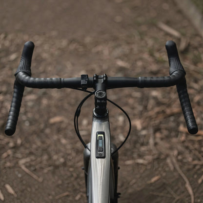 Marin Lombard E1 2025 Electric City Bike Cockpit