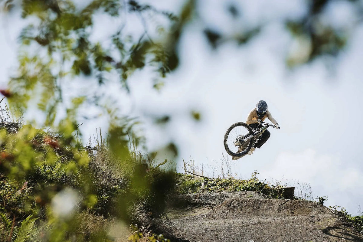 Full Suspension Electric Mountain Bikes