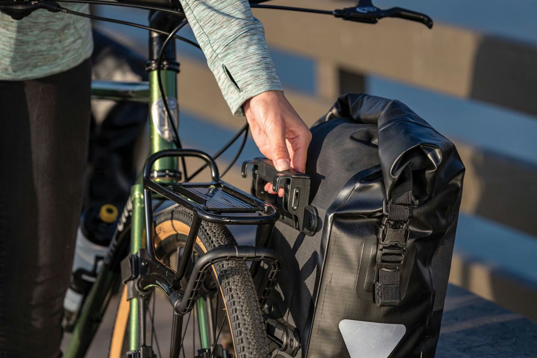 Topeak Pannier Dry Bag 16L - Image 6