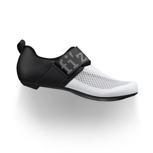 Fizik Transiro Hydra Triathlon Shoes Black/White - Image 1