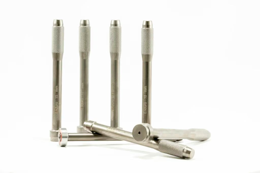 Enduro Bearing Removal Punch Tool Kit - Image 1