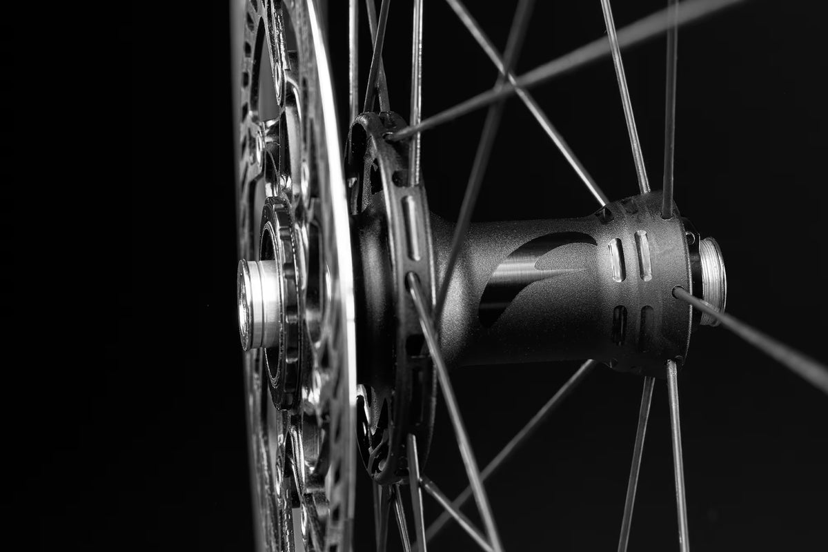 Fulcrum Racing 3 Disc Brake Wheelset - Image 4