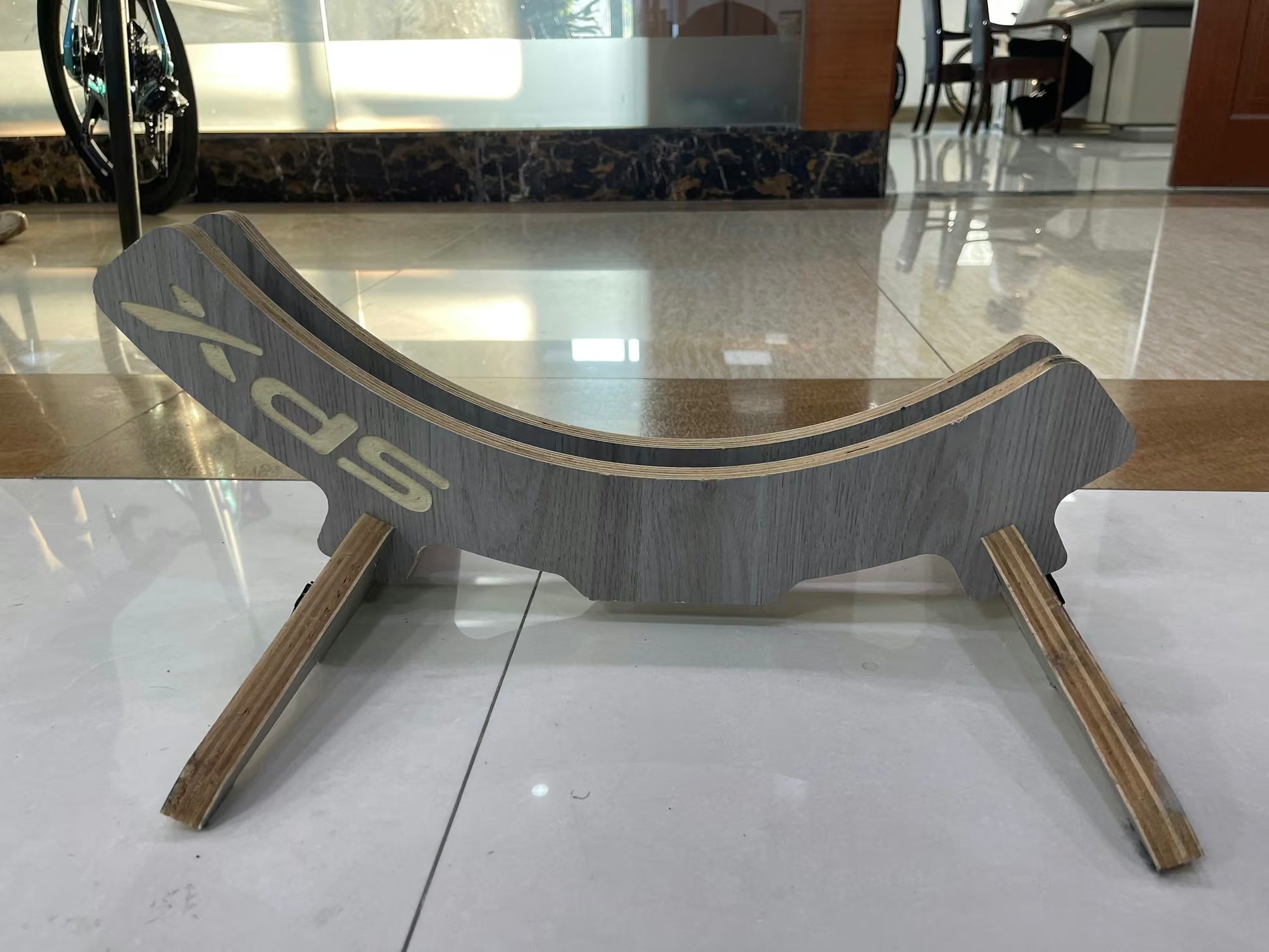 X-LAB XDS Plywood Adjustable Width Bike Display Stand - Image 1