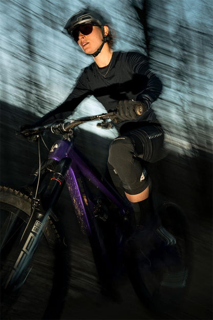 Bluegrass Aura Knee Guards 7