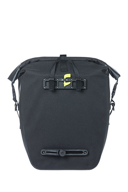 basil-navigator-waterproof-l-single-pannier-bag-25