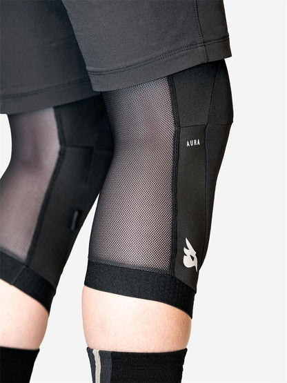 Bluegrass Aura Knee Guards 3