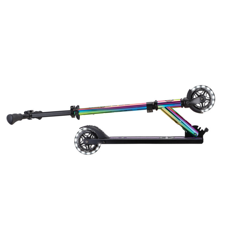 721-401_foldable-kick-scooter-with-led-lights-768x