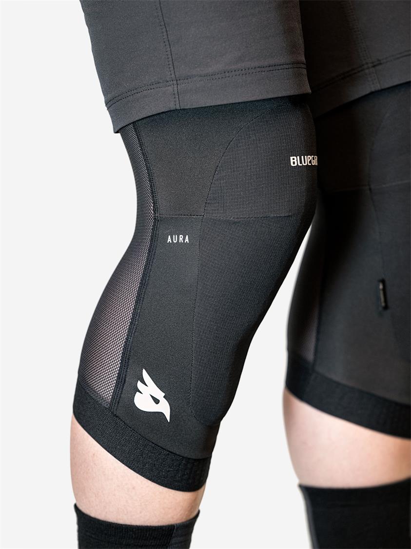 Bluegrass Aura Knee Guards 4