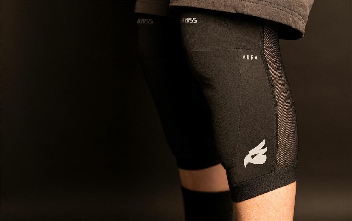 Bluegrass Aura Knee Guards 5