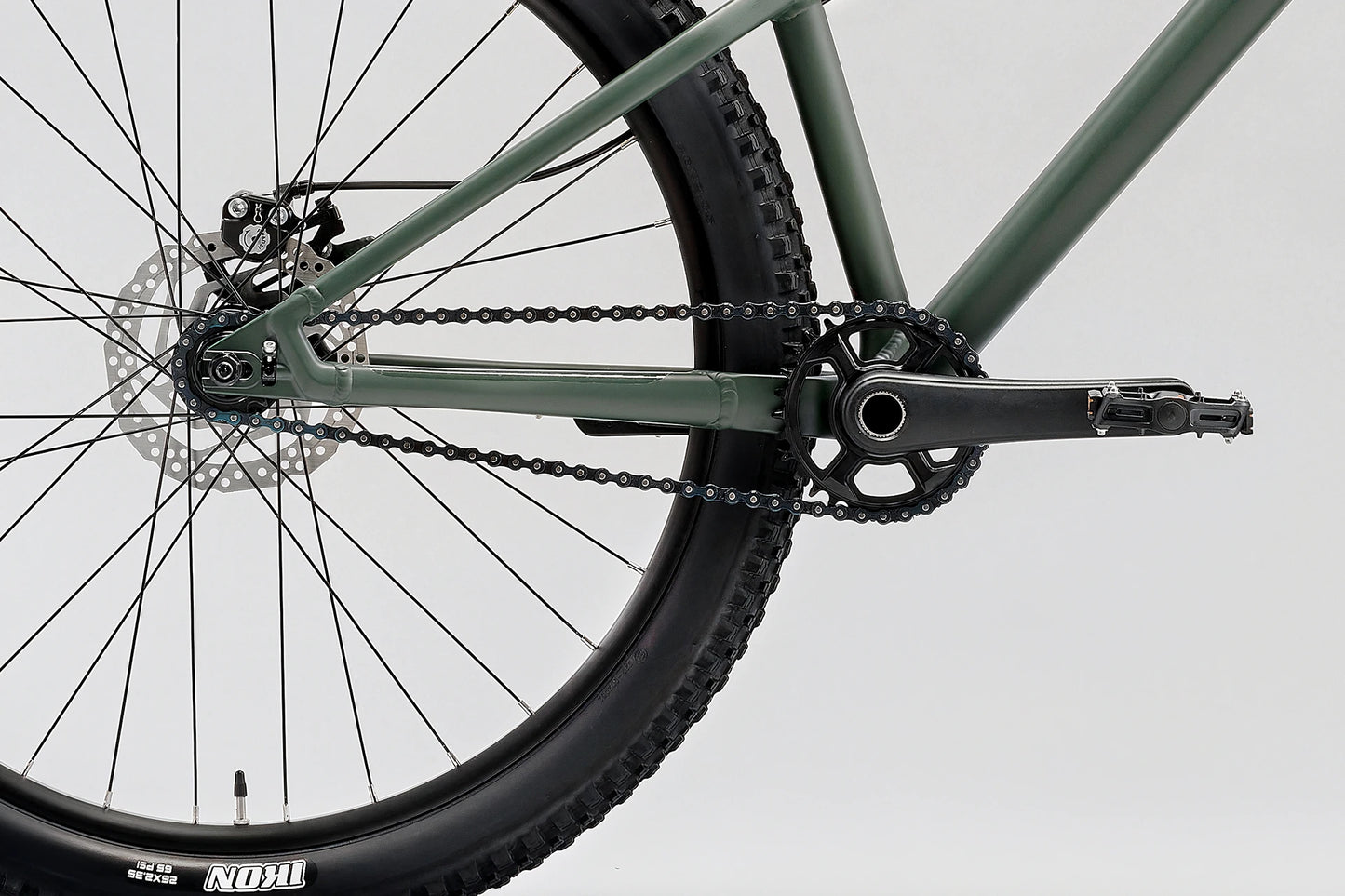 my25-rampage-1-m26-sage-slate-drivetrain-xl