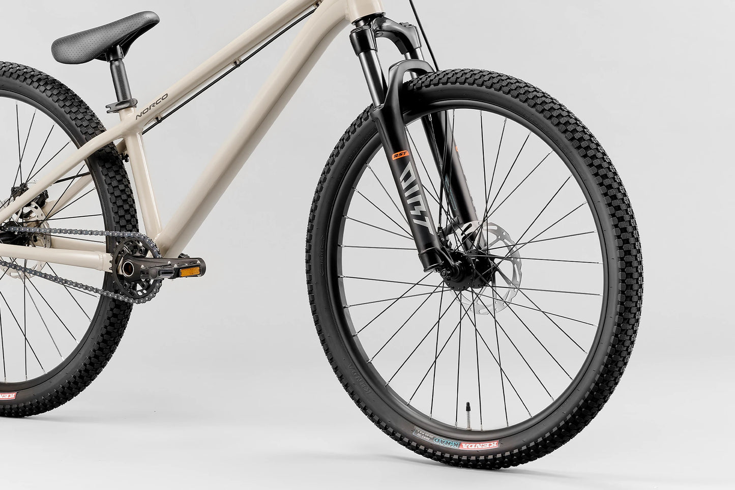 my25-rampage-2-m26-dirt-grey-quarter-view-fork-detail-xl