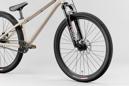 my25-rampage-2-m26-dirt-grey-quarter-view-fork-detail-xl