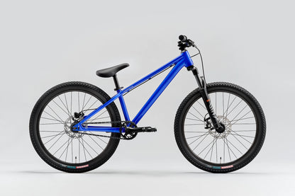 my25-rampage-s24-radiant-blue-drive-side-xl