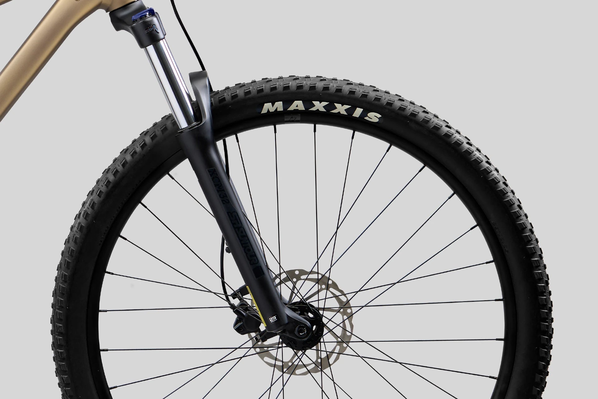 my25-storm-120-nanaimo-bar-fork-detail-xl